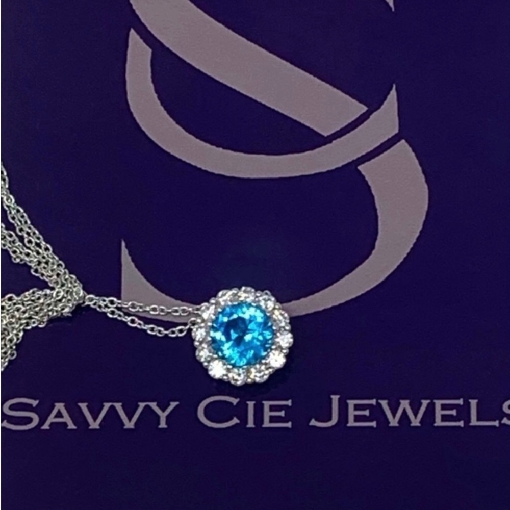 NWT SAVVY Cie Sky Blue Cubic Zirconia Rhodium Plated Silver Chain Halo N…